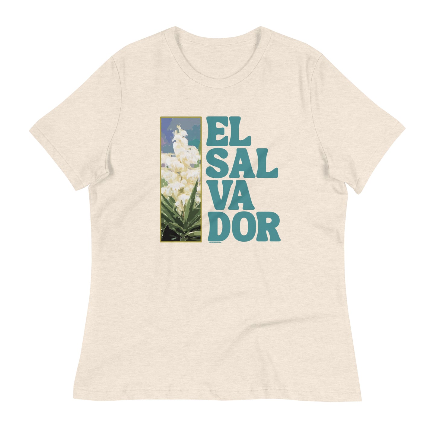 El Salvador Flor de Izote Women's Relaxed T-Shirt